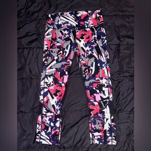 2/$40 Lululemon Women’s size 6 Multi Color 23”  Abstract Patterned Leggings